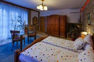 Виллы Boutique Hotel Club-Austria Буштени Вилла с 6 спальнями-22