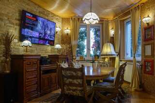 Виллы Boutique Hotel Club-Austria Буштени Villa Elena-1